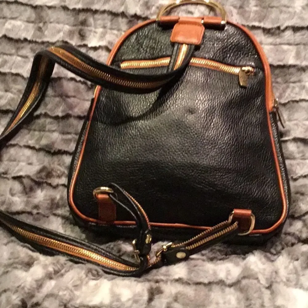 Valentina  Backpack_3